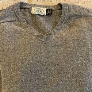 McCulley’s Cashiers NC Cotton Vneck Sweater L